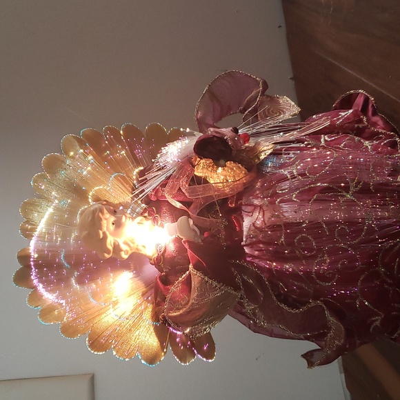 Vintage. 10" Fiber Optic Table Top Angel - Picture 3 of 7